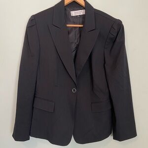 Tahari Black Blazer with Notched Lapels and Tailored Fit